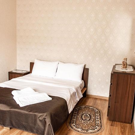 Bilya Richky Hotel Kamjanez-Podilskyj Exterior foto