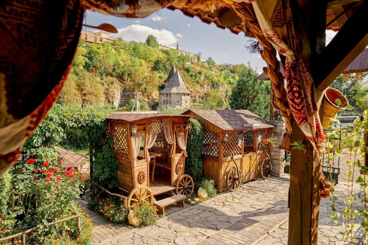 Bilya Richky Hotel Kamjanez-Podilskyj Exterior foto